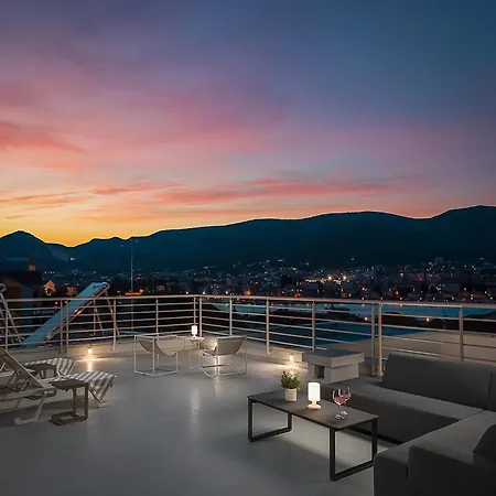 Villa Spectacular 4 Bedrooms Sunrise Breath-taking