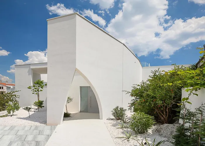 Spectacular 4 Bedrooms Sunrise Breath-taking Βίλα Τρογκίρ