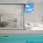 Sunrise: Sea Views And Heated Pool *