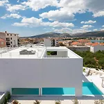 Sunrise: Sea Views And Heated Pool *